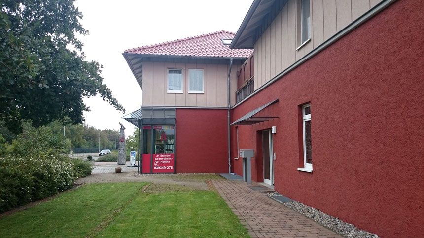 Foto Adler-Apothke Parey, Hintereingang
